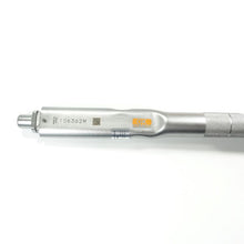 Load image into Gallery viewer, [FOR ASIA] TOHNICHI CL200NX19D-MH TORQUE WRENCH [EXPORT ONLY]
