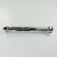 Load image into Gallery viewer, [FOR USA &amp; EUROPE] TOHNICHI MTQL40N TORQUE WRENCH [EXPORT ONLY]
