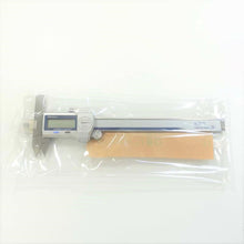 Load image into Gallery viewer, [FOR USA &amp; EUROPE] MITUTOYO NTD10P-P15M (573-605-20) DIGIMATIC CALIPER [EXPORT ONLY]
